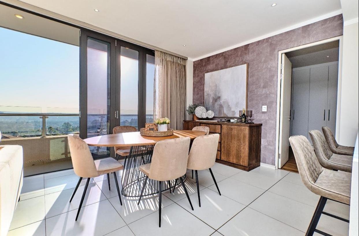 Modern Luxury Furnished In Sandton Apartamento *