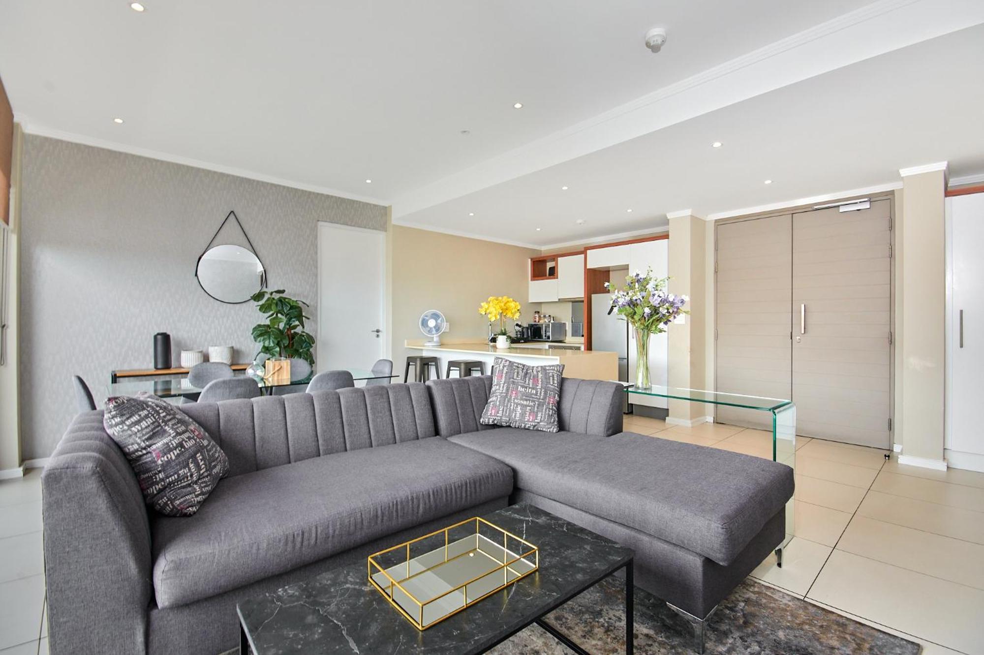 Apartamento Modern Luxury Furnished In Sandton Joanesburgo
