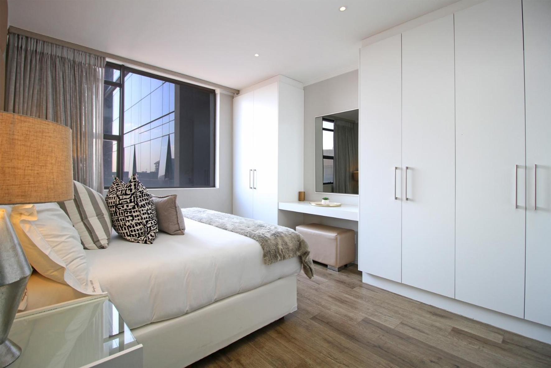 Apartamento Modern Luxury Furnished In Sandton Joanesburgo